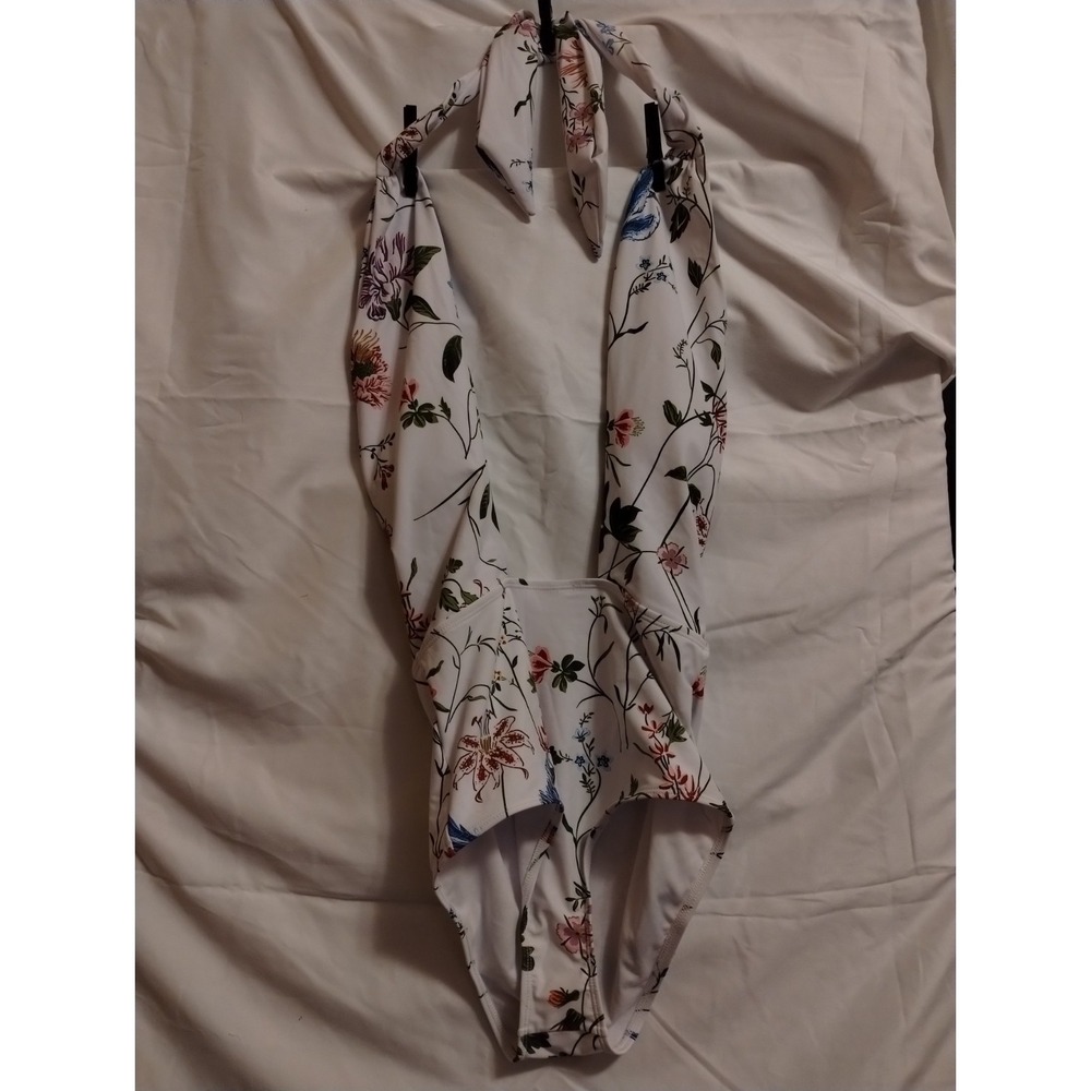 Women's Floral Halter Triangle Bikini Set + Chiffon Tie Cover-Up, M C Cup